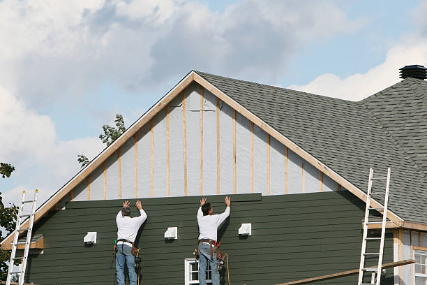 Professional Emergency Siding Repair technician working in Burke, VA